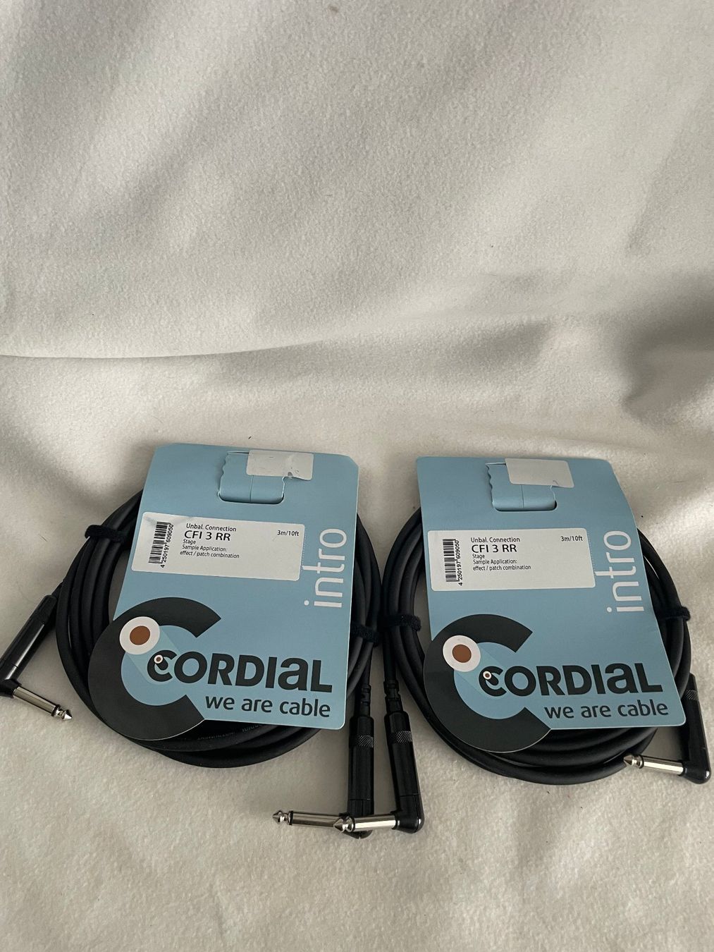 Kabel: CORDIAL CFI 3 RR - Patchkabel, 3m, Jack gewinkelt    A102 – Neu und originalverpackt aus Schötz von amore14