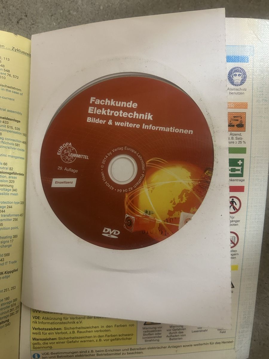 Livres: Fachkunde Elektrotechnik – Neuf (Voir description) à Dietlikon par ade_sk8v 1