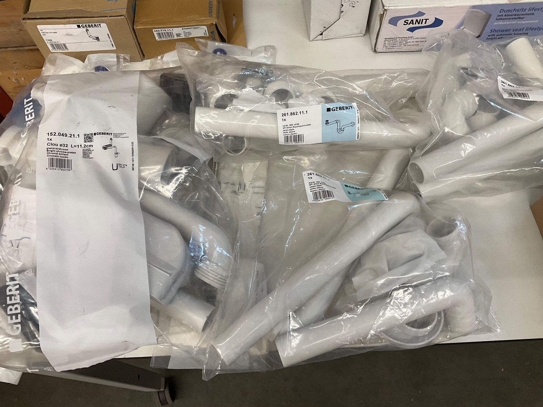 Rubinetteria: 594 Posten diverses Sanitärmaterial – Nuovo (secondo la descrizione) da Derendingen venduto da Meisterstuecke 6