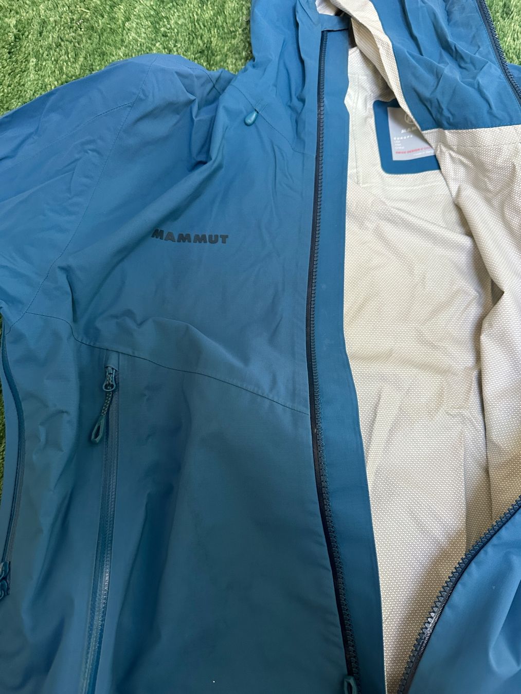 Mammut Jacken: Mammut Jacke, blau, Frühlingsjacke – Gebraucht aus Hettlingen von Nonnenhase 3