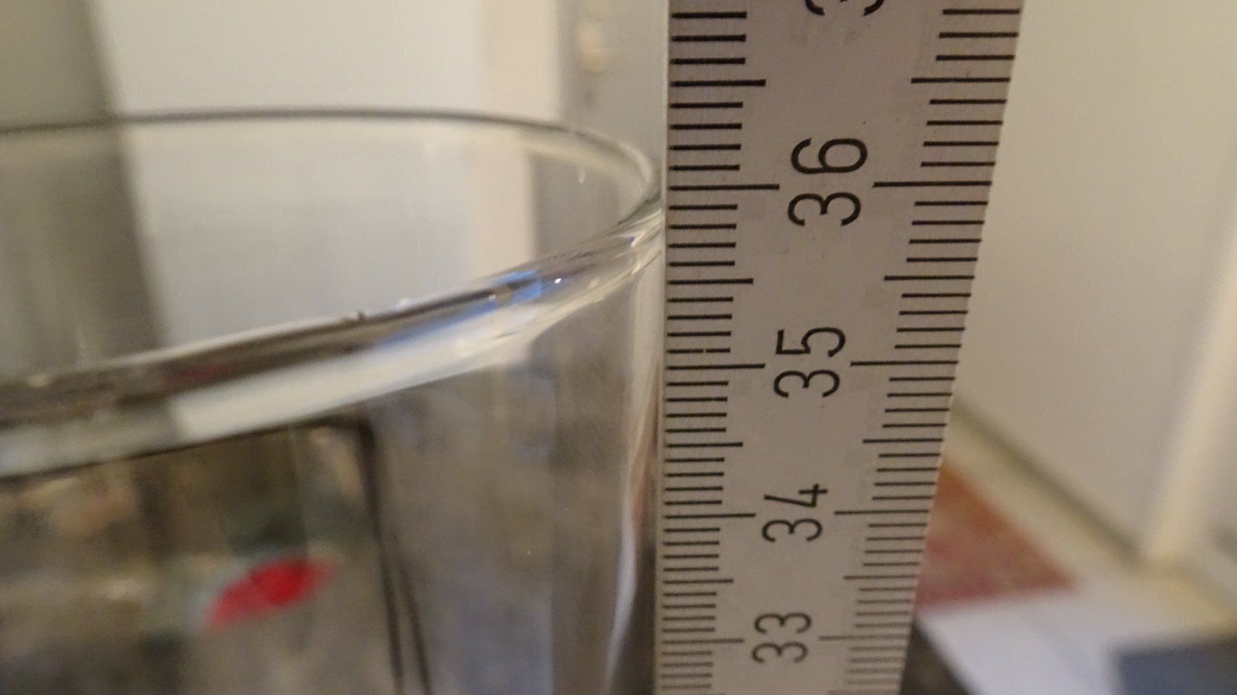 Glasi Hergiswil Bicchieri: Glasi Hergiswil BIERGLAS /ODER VASE DESINGKLASSIKER – Usato da Zürich venduto da Roulet 2