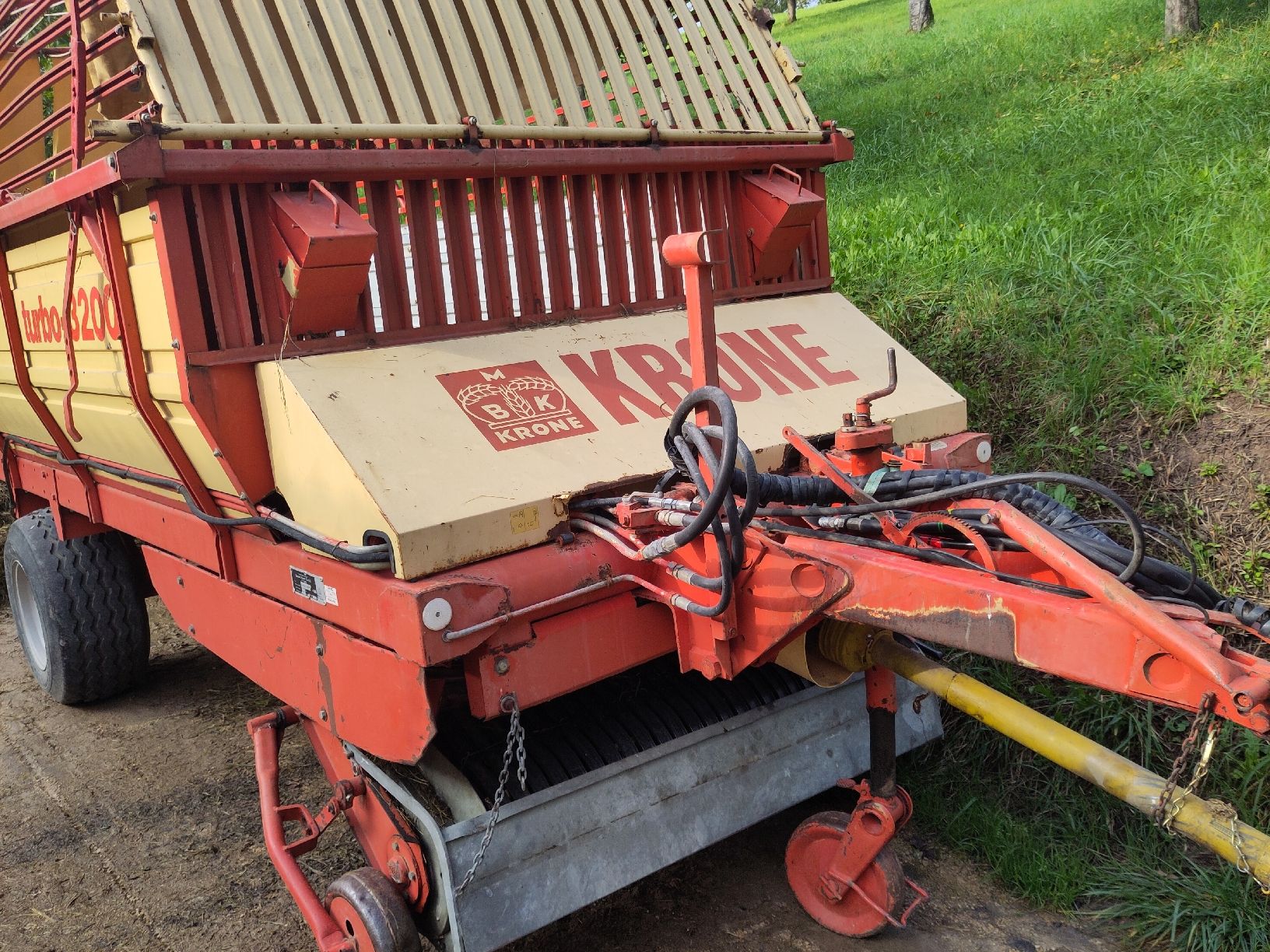 Krone Rimorchi: Krone Turbo 3200 Ladewagen – Usato da Titterten venduto da Dinu1212 5
