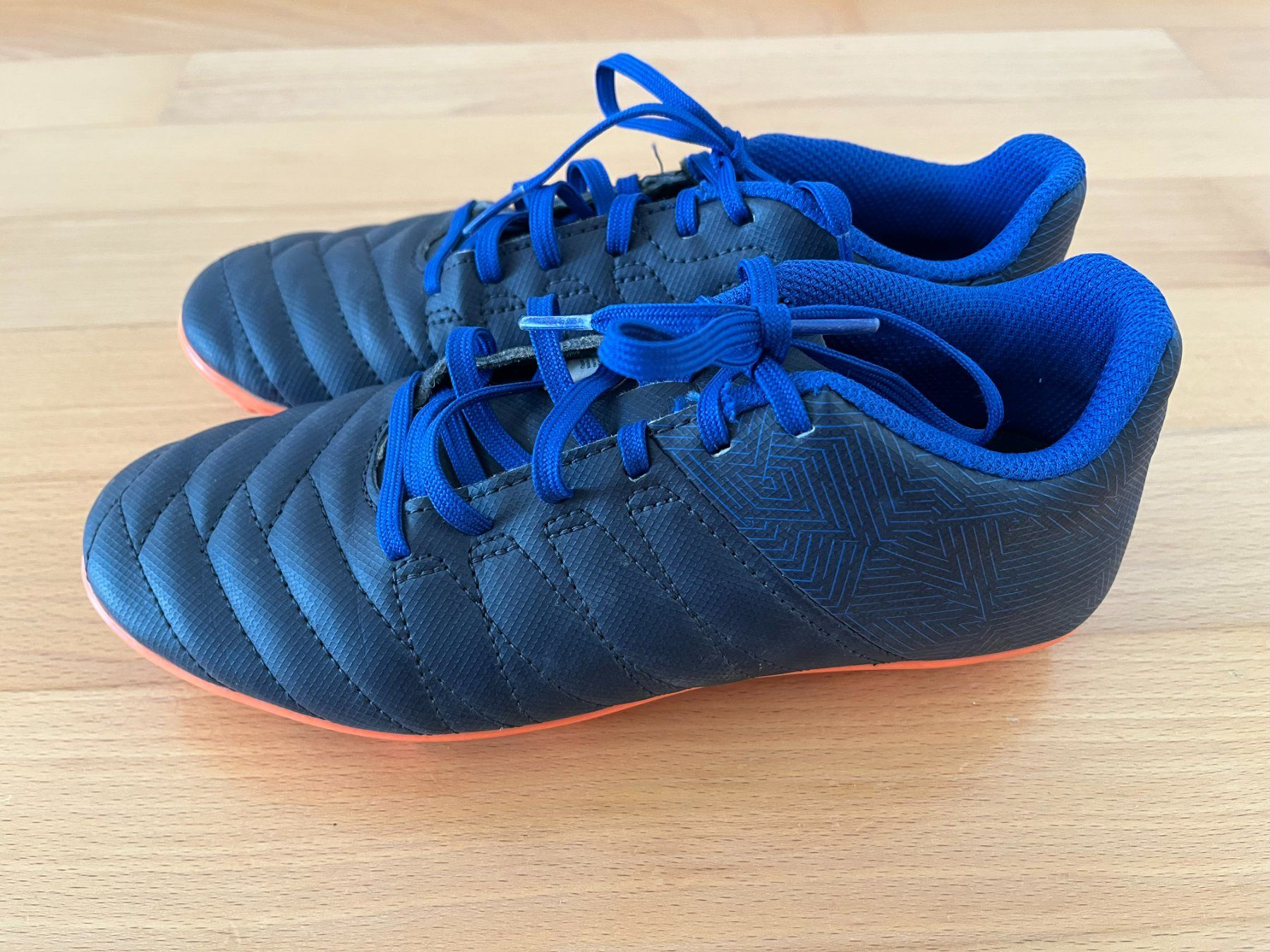 Scarpe per ragazzi: Fussballschuhe von Kipsta – Usato da Muttenz venduto da Juvenile33