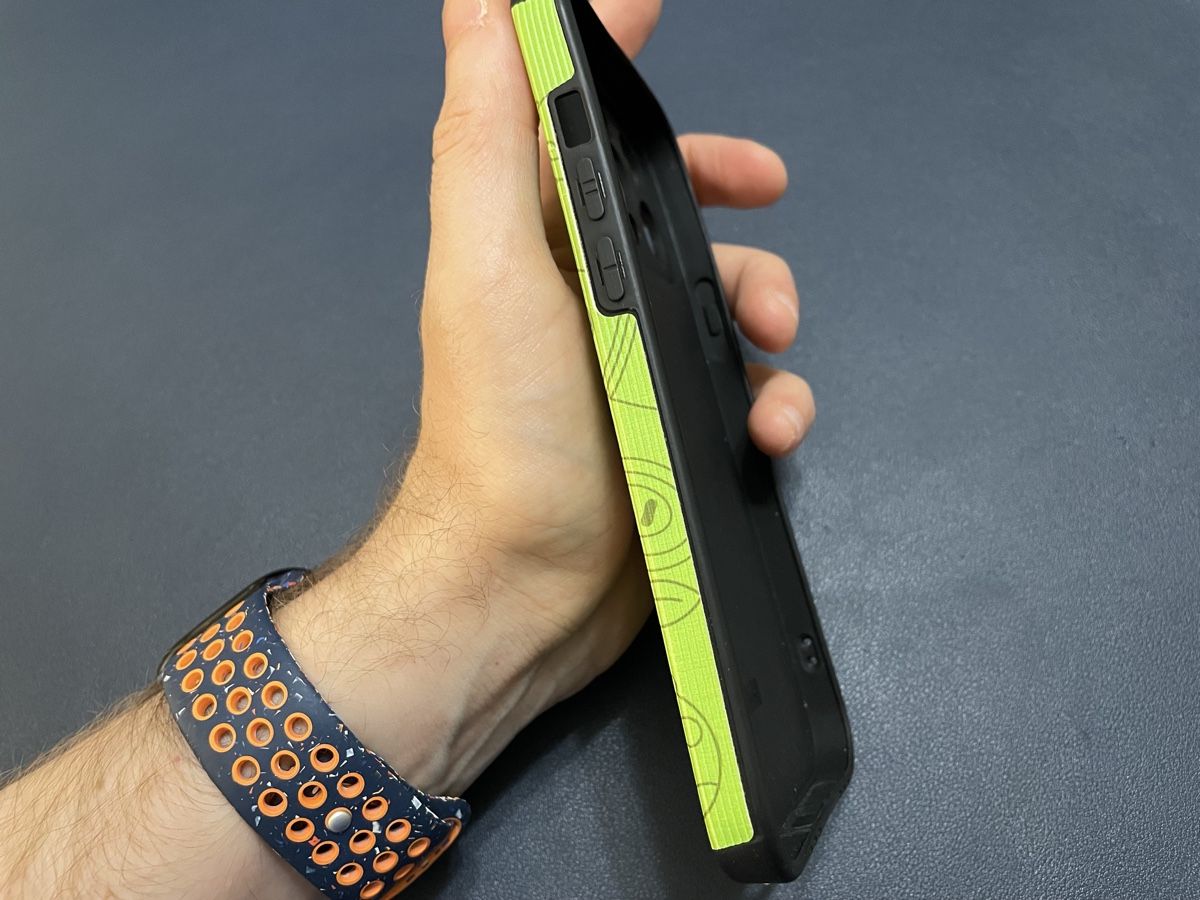 Apple Cover & Protezioni schermo: Coque Yoshi pour iPhone 13 Pro Max – Usato da Lausanne venduto da oenix 2
