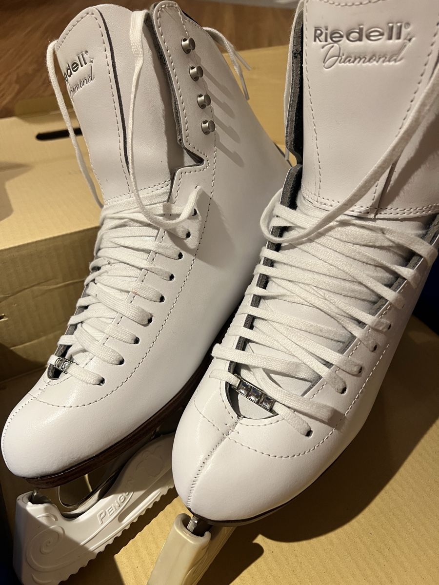 Pattini da ghiaccio: Riedell Diamond Eiskunstlaufschuhe weiss, Grösse 41 – Nuovo (secondo la descrizione) da Winterthur venduto da Hello088x 3
