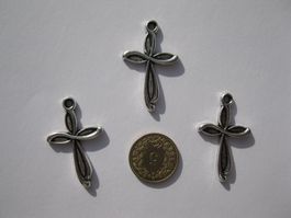4 Anhänger metall Kreuz geschwungen