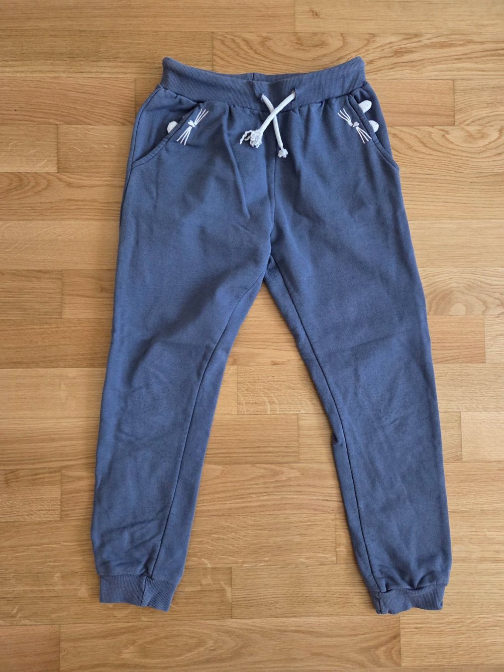 Pantaloni: Jogginghose, Trainerhose Gr. 140 – Usato da Glattpark(Opfikon) venduto da dememora