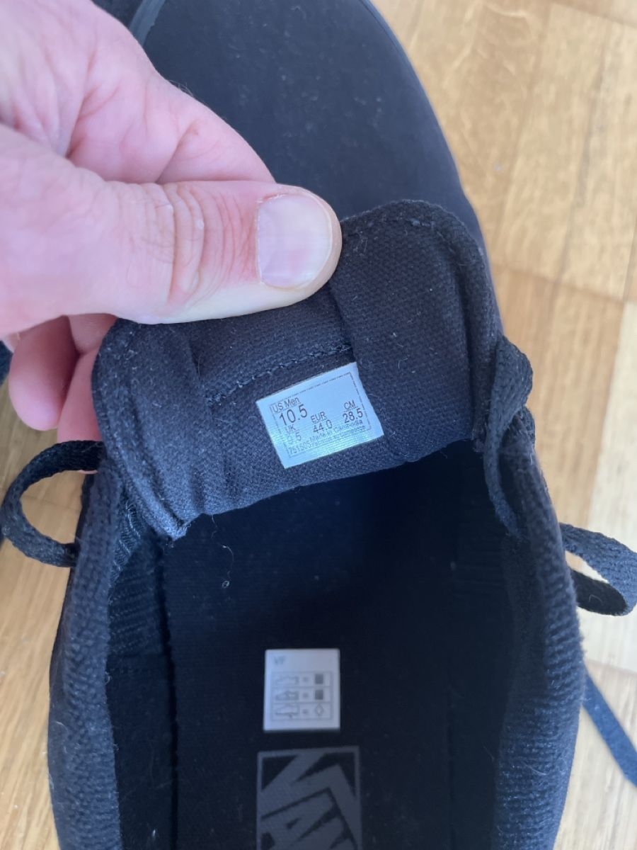 Vans Scarpe da uomo: Baskets Vans noir textile pointure 44 neuf – Nuovo (secondo la descrizione) da Magglingen/Macolin venduto da Bleurusse 2
