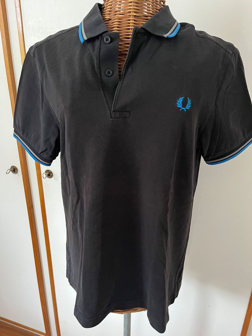 Fred Perry Magliette Polo: 3 Fred Perry Polo-Shirts Gr. S – Usato da Utzenstorf venduto da Ismaele 1