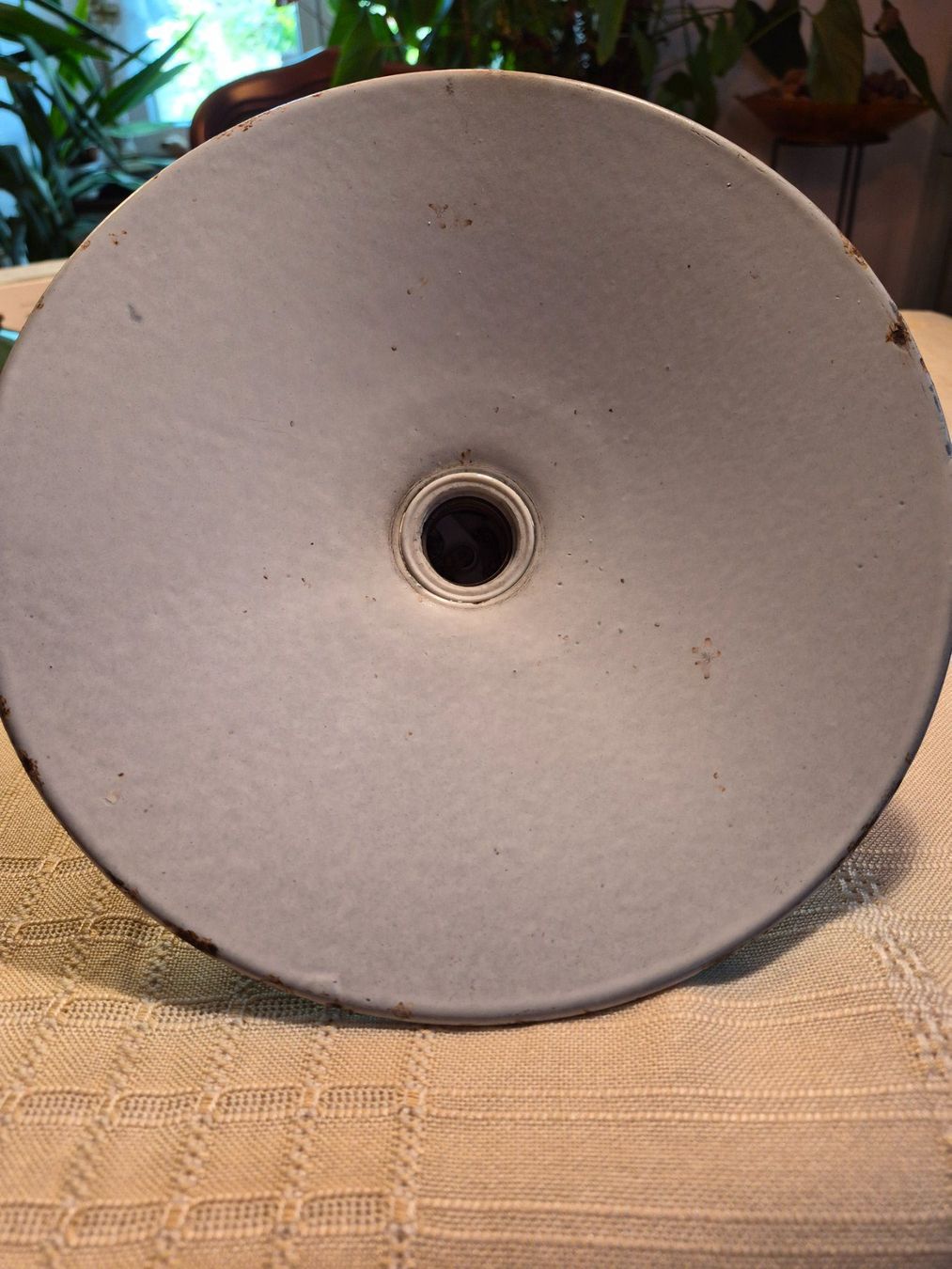 Lampade: Lampe ancienne en métal émaillé – Usato da charmoille venduto da mir_my9f 7