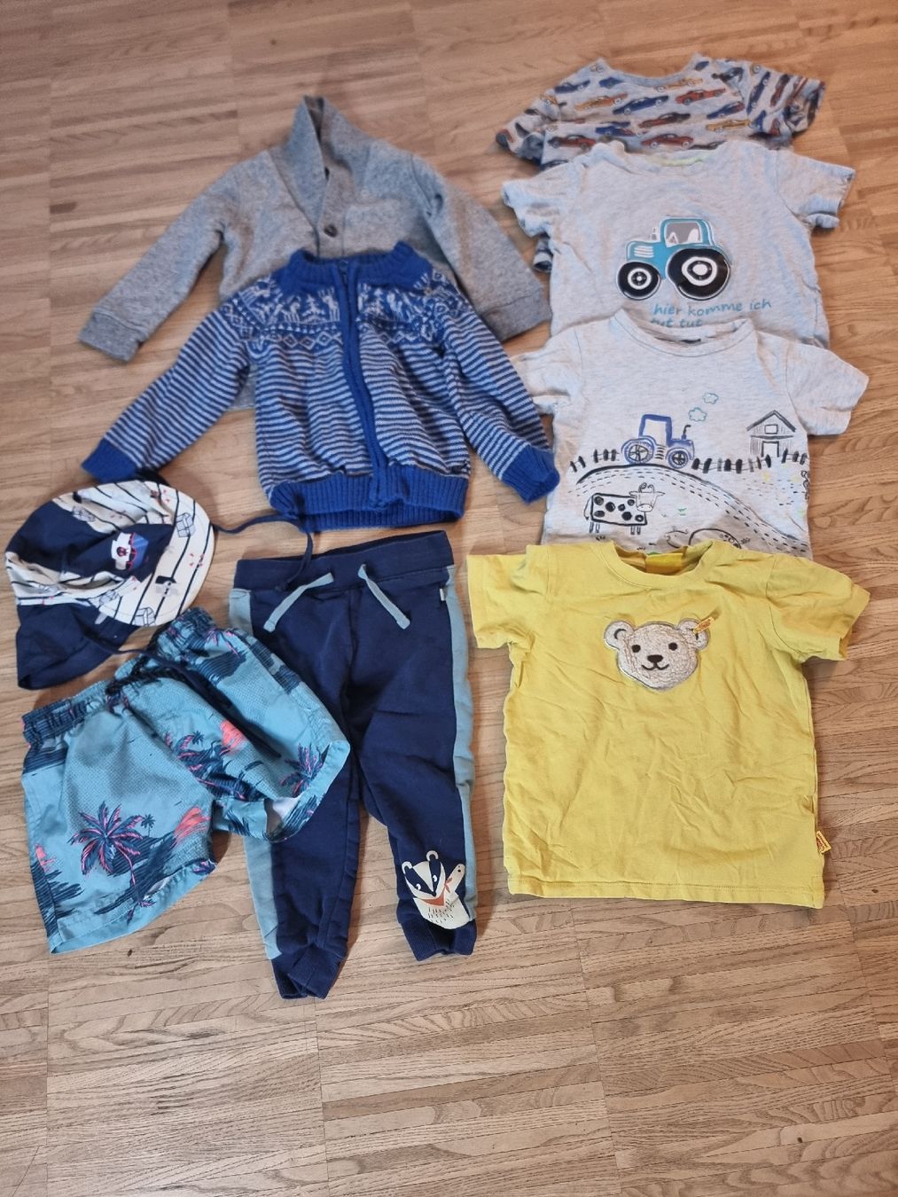 Lotti & Set di vestiti: Jungen Kleiderpaket Gr. 92 Steiff, name it, – Usato da Pratteln venduto da Malvea
