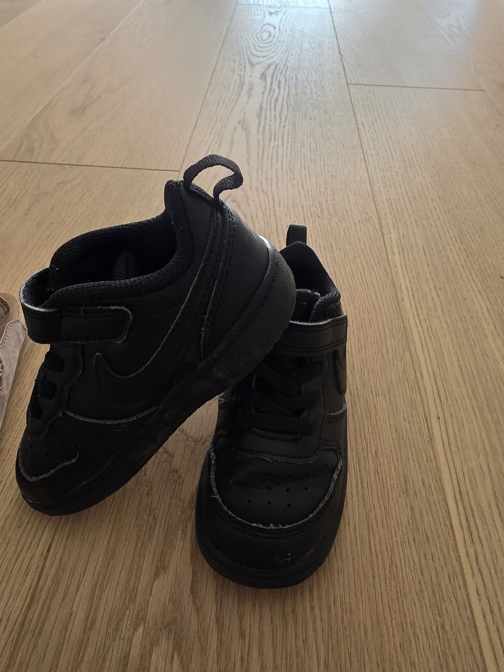 Scarpe per ragazzi: kinderschuhe/sandalen – Usato da Walenstadt venduto da Jna_69pm
