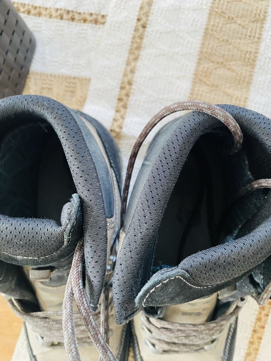 Salomon Chaussures hommes: Iowa Wanderschuhe  44.5 – D'occasion à Wohlen AG par Barbara.72 1