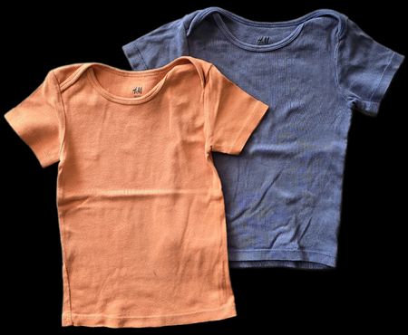 2 Stk H&M T-Shirts, Gr. 86, Sommer