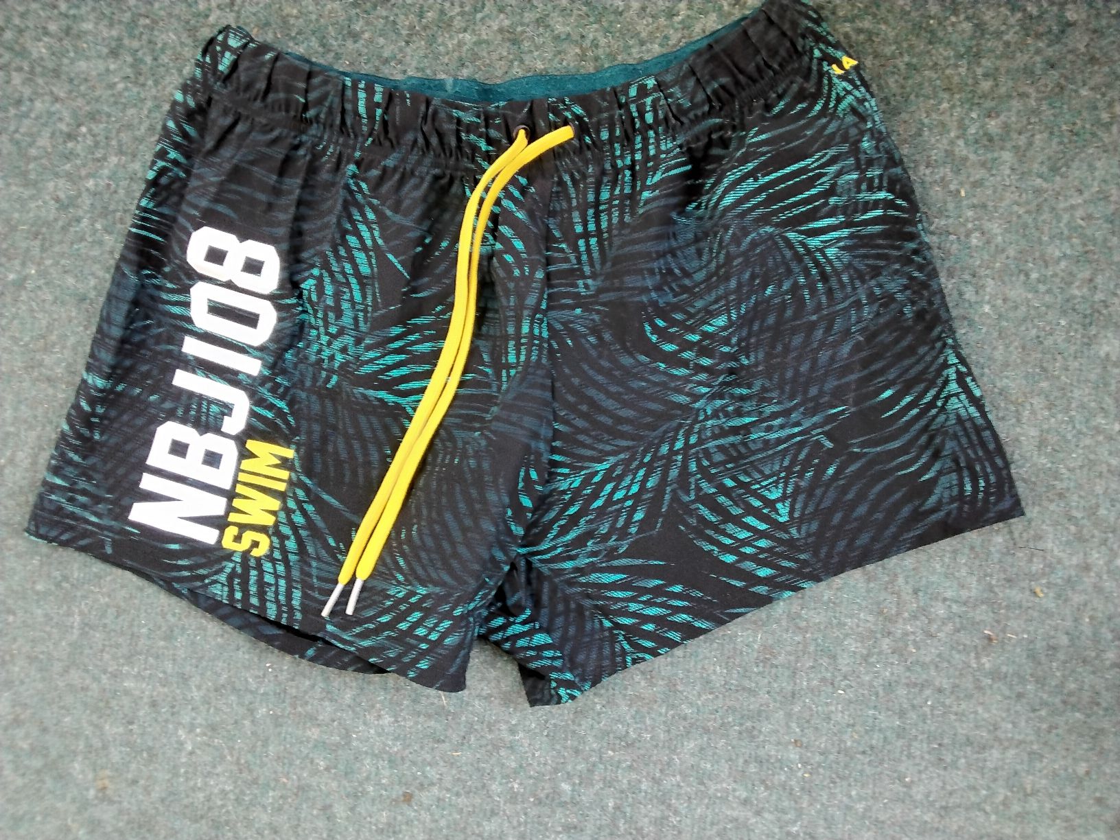 Costumi da bagno: HERREN BADEHOSE GRÜN GR. S – Usato da Biel/Bienne venduto da dasi3 1