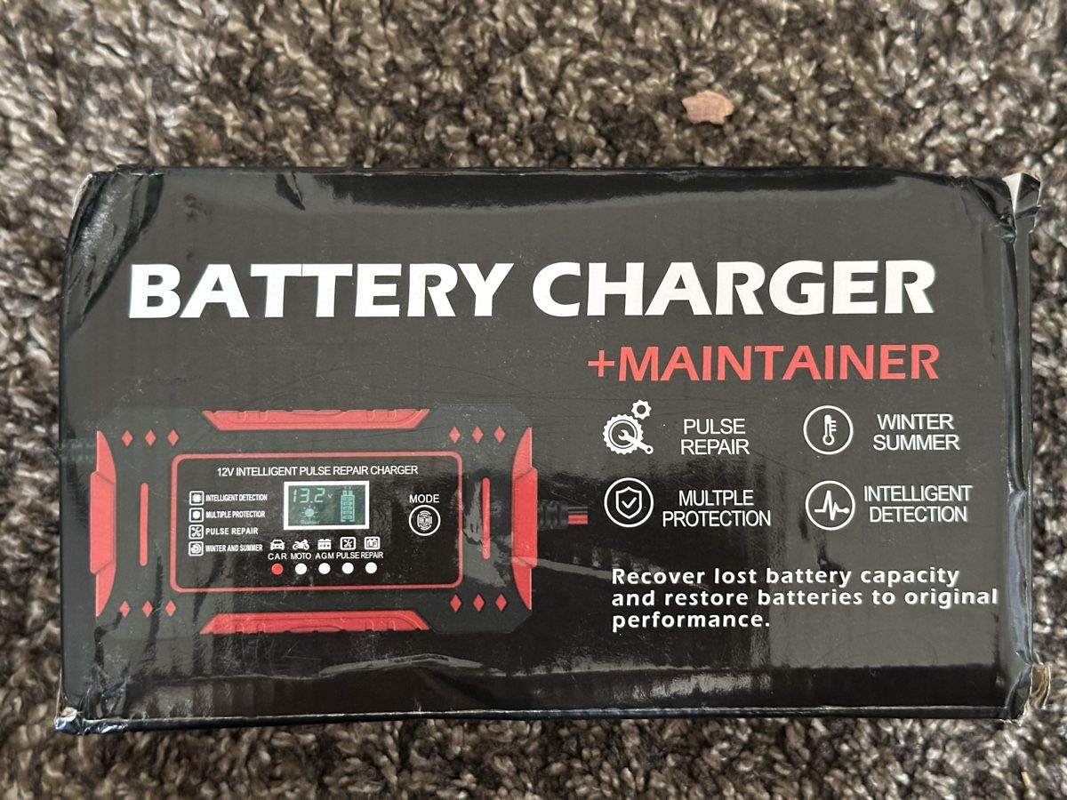 Caricabatterie: Neues 12V 6A Batterieladegerät – Nuovo (secondo la descrizione) da Luzern venduto da claiudiu 2