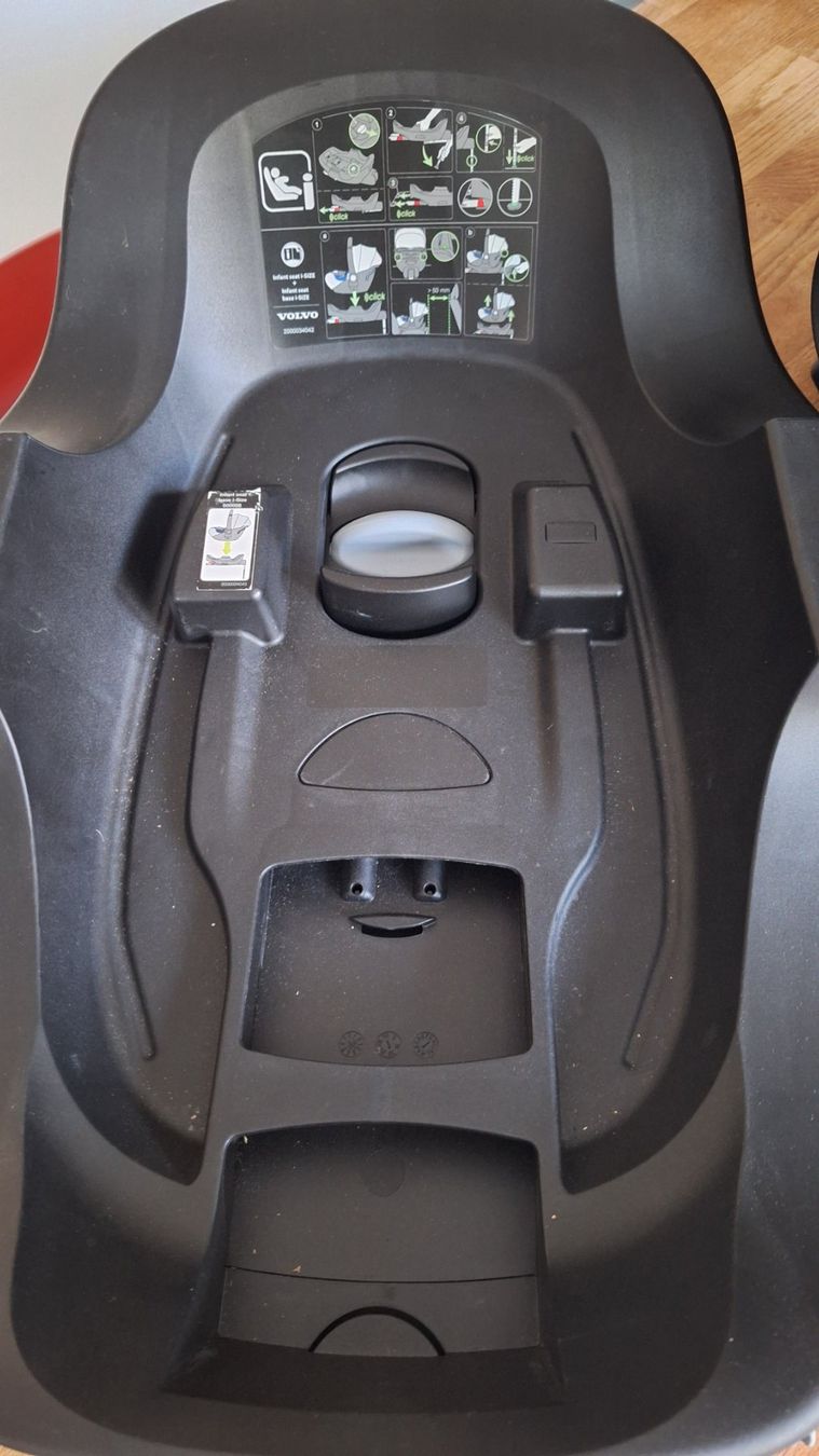 Britax Römer Seggiolini per auto: Infant Seat i-Size Babyschale – Usato da Brügg BE venduto da gordis 5