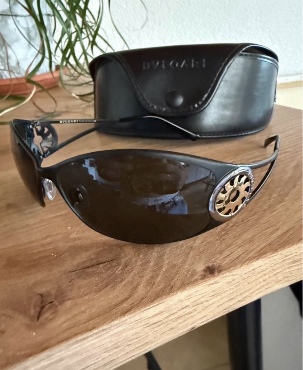 Bulgari Brillen & Gläser: Lunettes de soleil BULGARI – Gebraucht aus Corsier-sur-Vevey von dav_z7bl