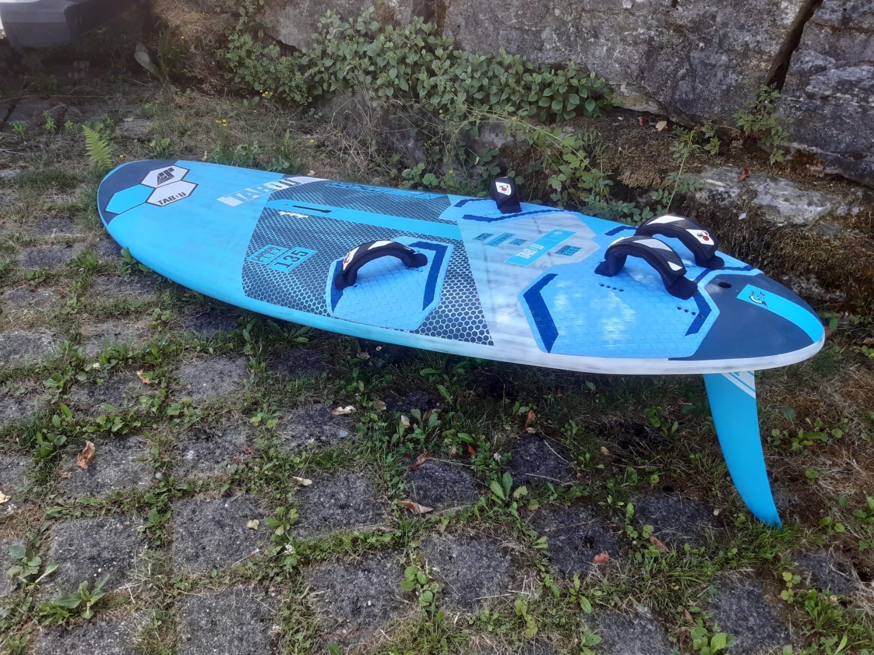 Tavole da surf e di nuoto: Surf Brett: Tabou Rocket carbonflex, 135 lt ; wie neu – Usato da Kappel am Albis venduto da Miha4