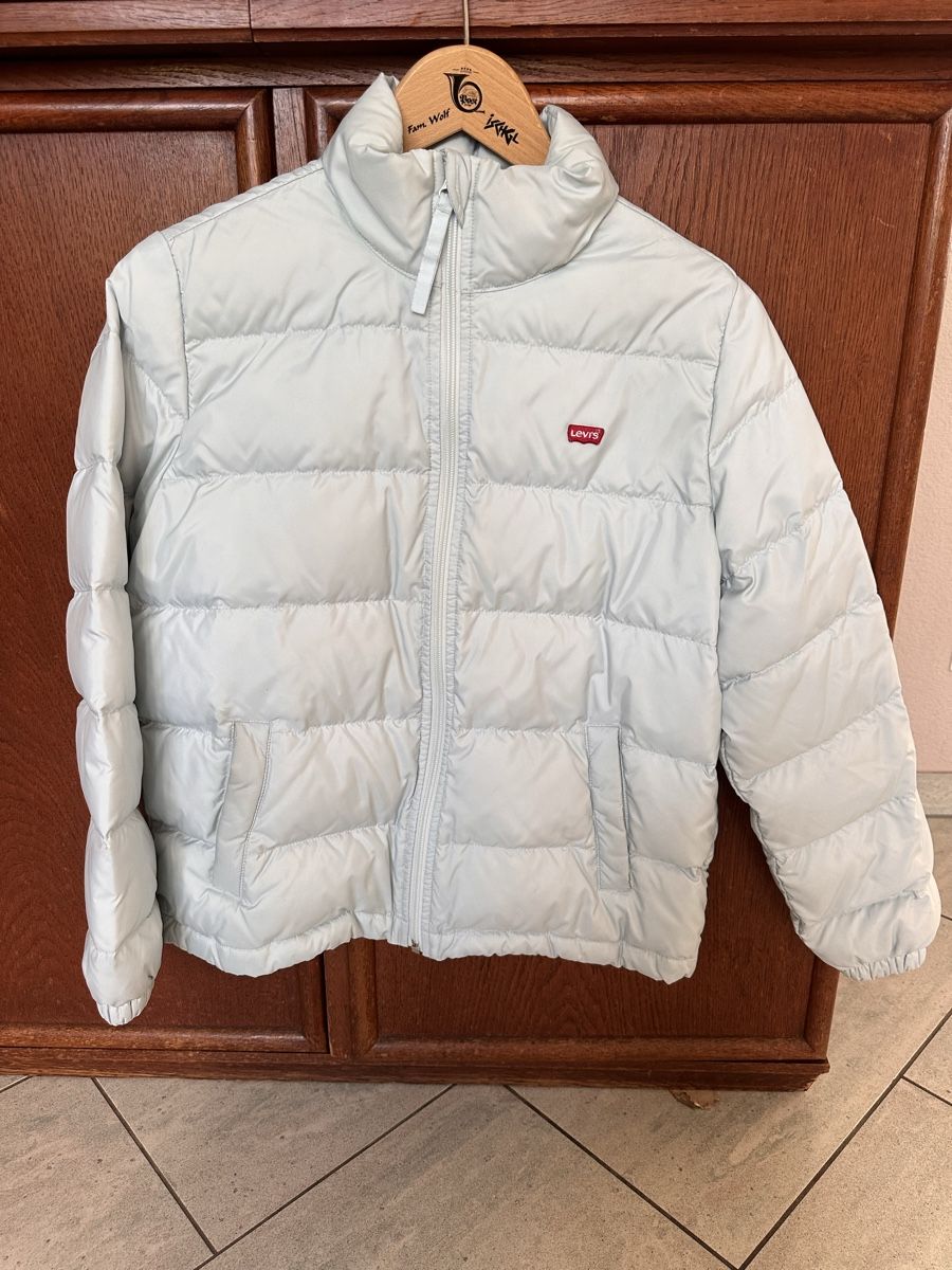 Levi's Giacche: Hellblaue Levi‘s Daunenjacke – Nuovo (secondo la descrizione) da Roggwil BE venduto da ls2_f66j
