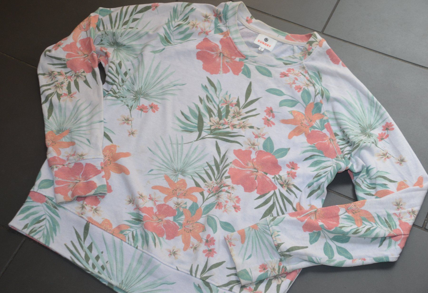 Pullover & Sweatshirts: Sundry Pullover / pull Sweatshirt S/M – Gebraucht aus Collonges von arashee 2