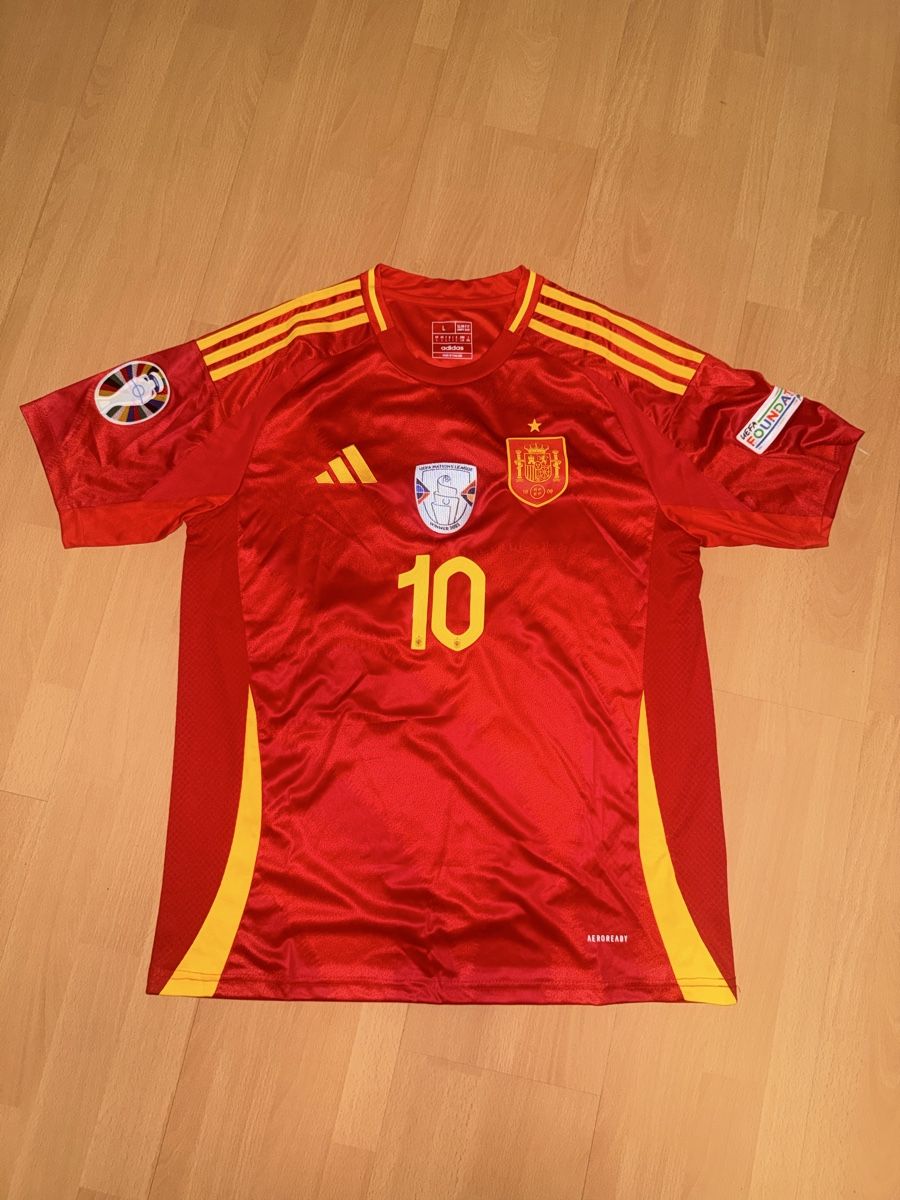 Adidas Leibchen & Hosen: Spanien Fussball Trikot Grösse L – Neu (gemäss Beschreibung) aus Au SG von Dadi_Mkd
