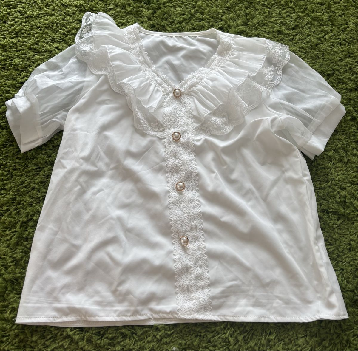 Blusen: Damenbluse mit Spitze – Neu (gemäss Beschreibung) aus Arbon von Ursula_566 2