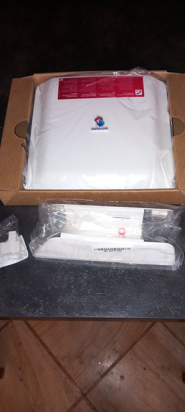 Swisscom Modem & Router: Lot d'appareils swisscom – Nuovo (secondo la descrizione) da Le locle venduto da juliensaran 2