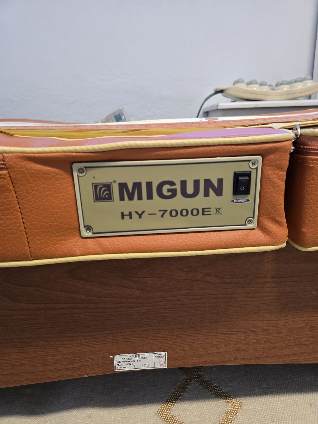 Migun Massagegeräte: Migun Massageliege – Gebraucht aus Interlaken von Inventory_X 1