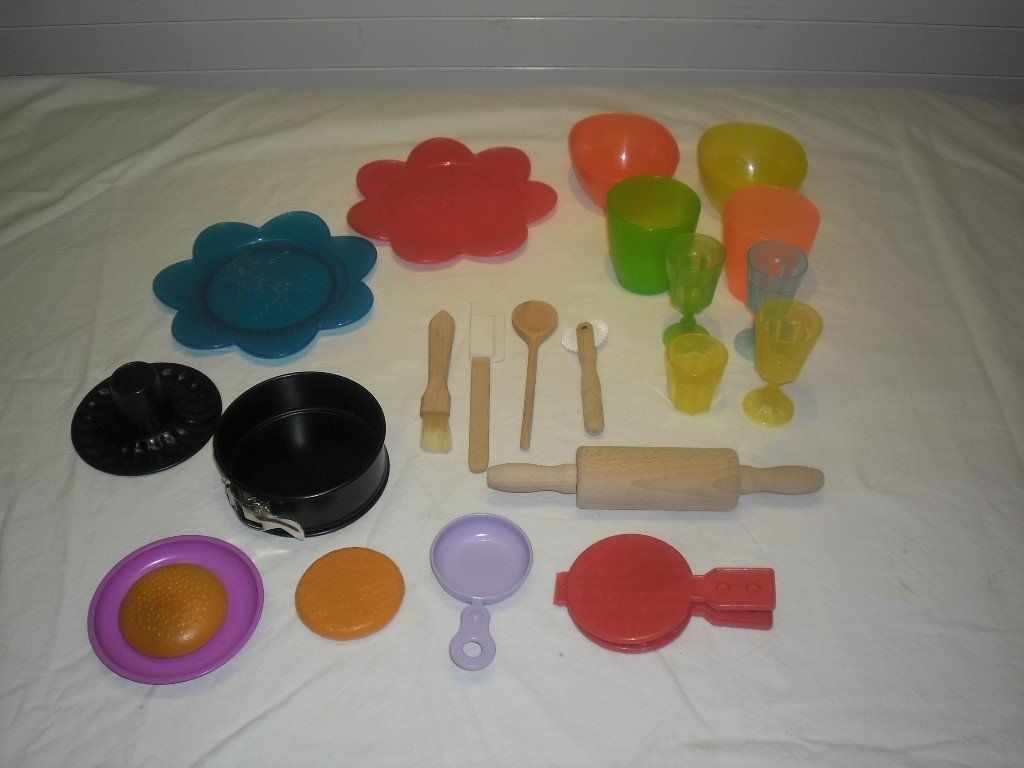 Giocattoli: Kinder - Spielsachen - Küchenmaterial / Backen – Usato da Büren SO venduto da omsa