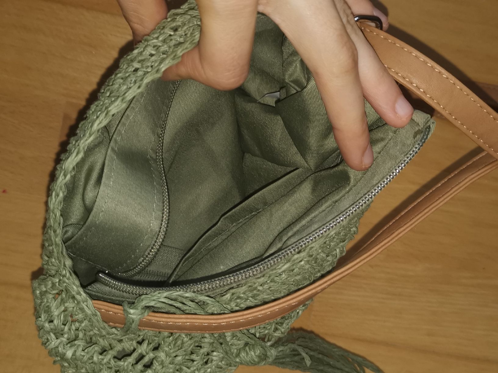 Sonstige Kleidung & Accessoires: Sac rond en osier vert d'été – Gebraucht aus La Corbaz von Emma22cj 1