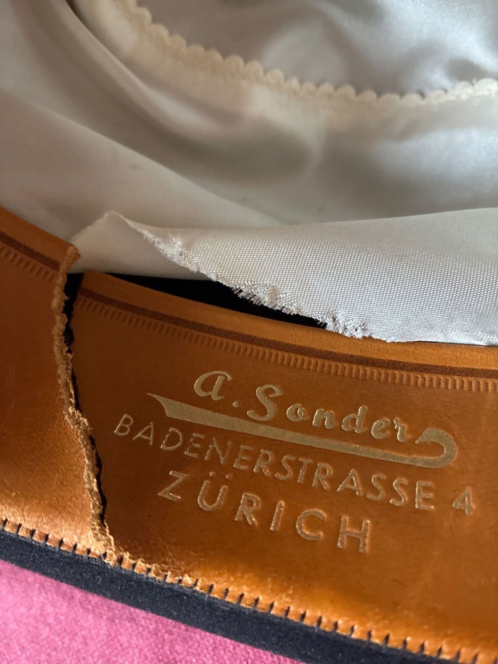 Hüte, Mützen & Caps: Melone Hut – Gebraucht aus Guggisberg von Wintschi 5