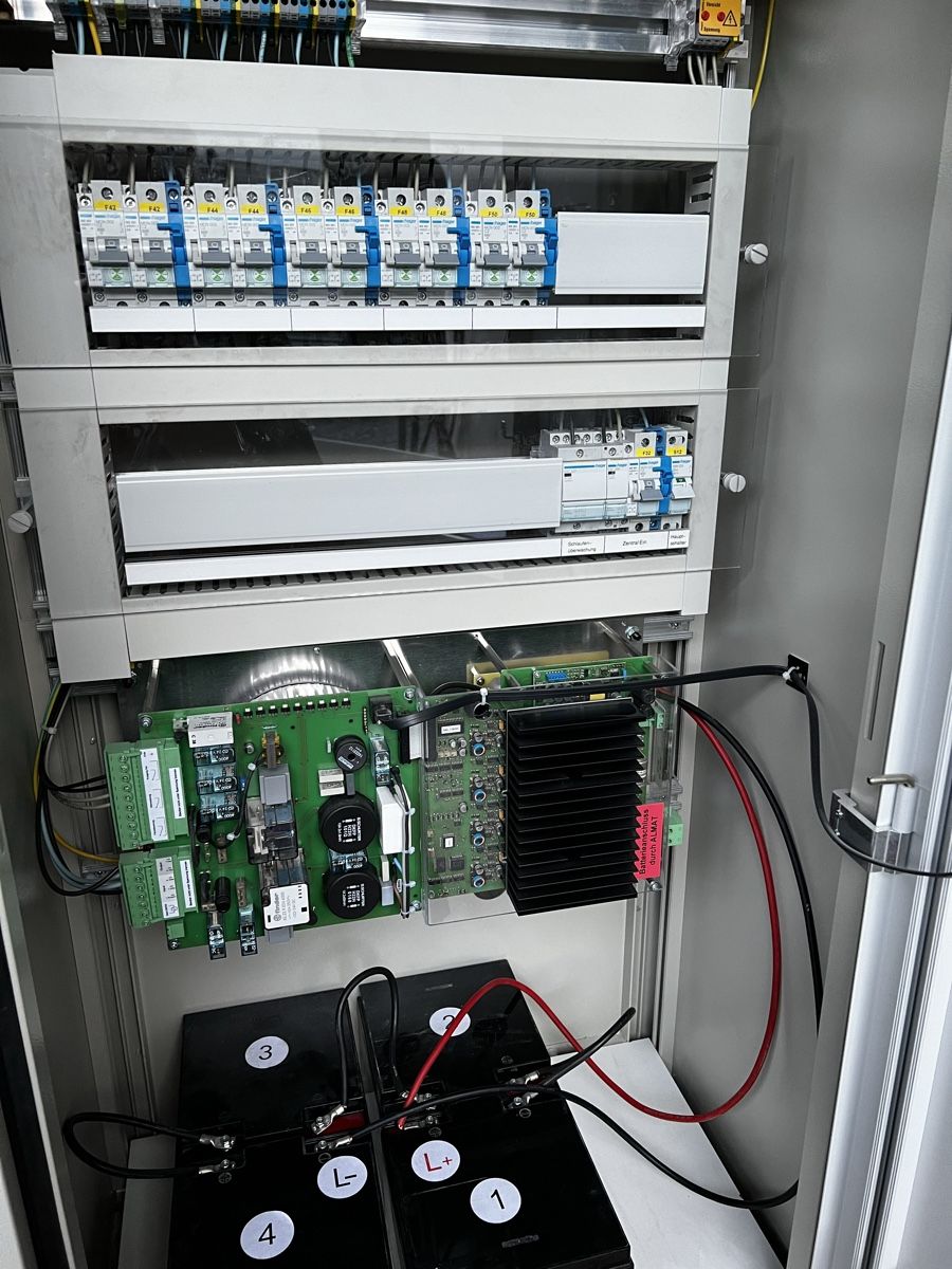 Wechselrichter: Notlichtanlage ASG 500 X – Gebraucht aus Rothrist von Gleitig 6