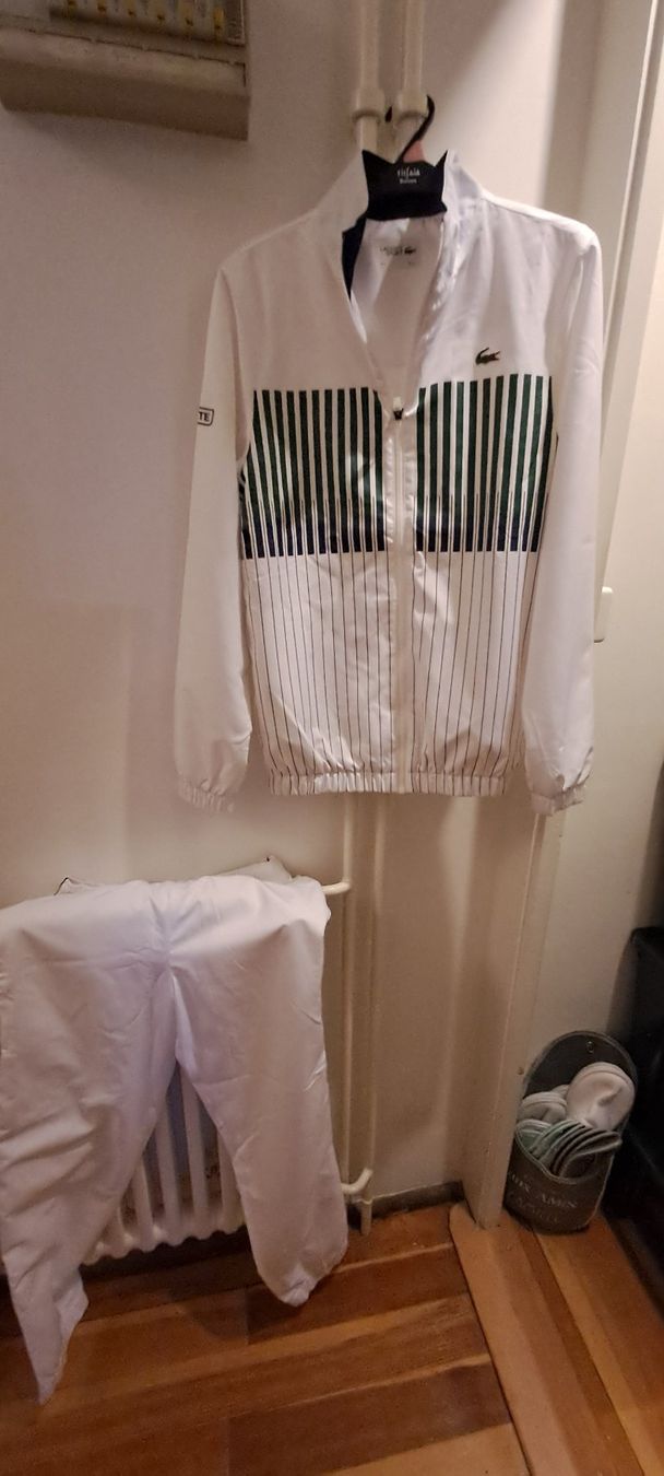 Lacoste Giacche: Joli training Lacoste original – Nuovo (secondo la descrizione) da Genève venduto da lolo1232