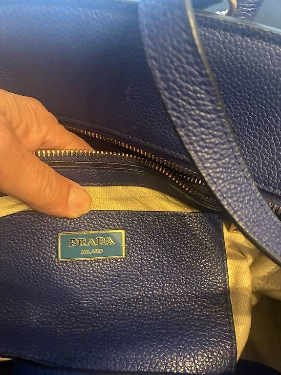 Taschen für Damen: Sac Prada Vitello – Gebraucht aus Riaz von ani_d8fx 4
