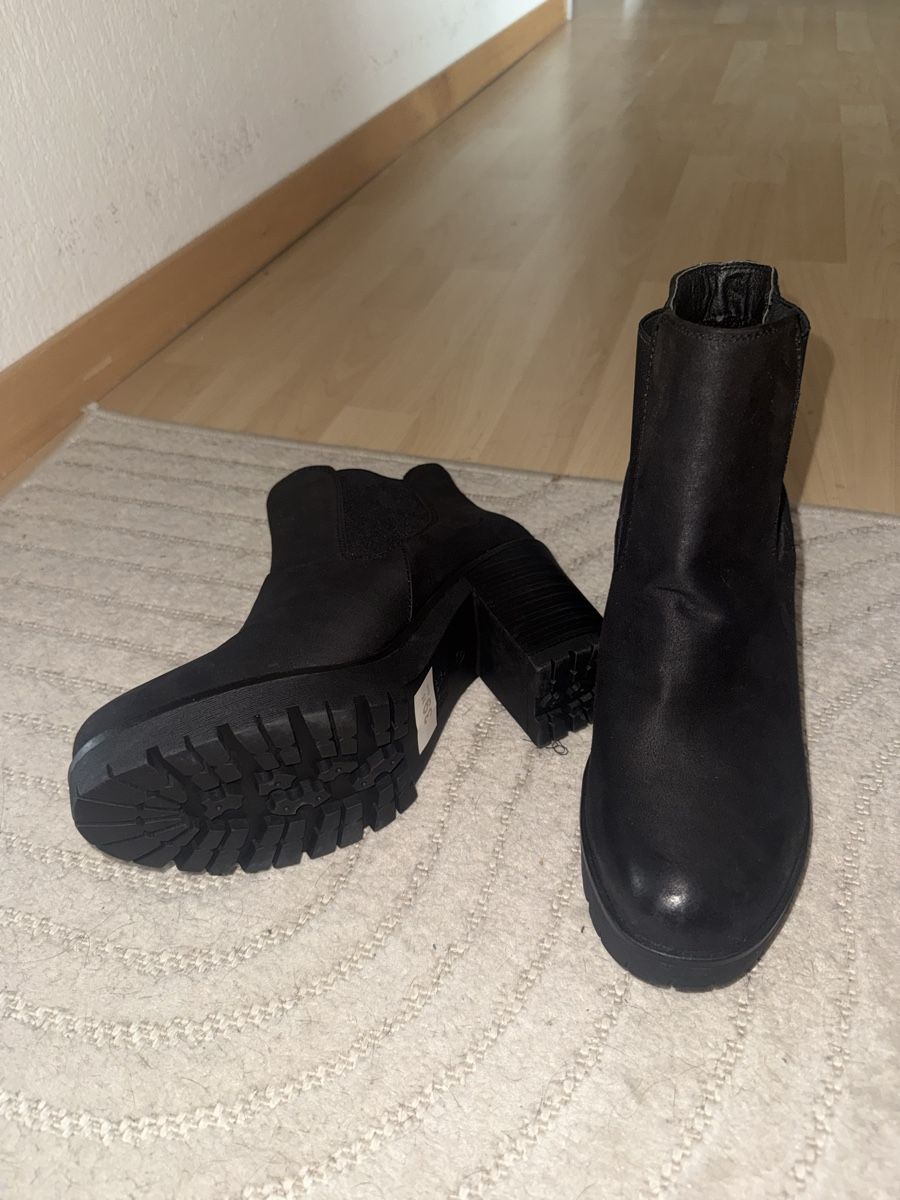 Scarpe da donna: Schuhe (Jenny fair) – Nuovo (secondo la descrizione) da Chur venduto da Vinvin.10 1