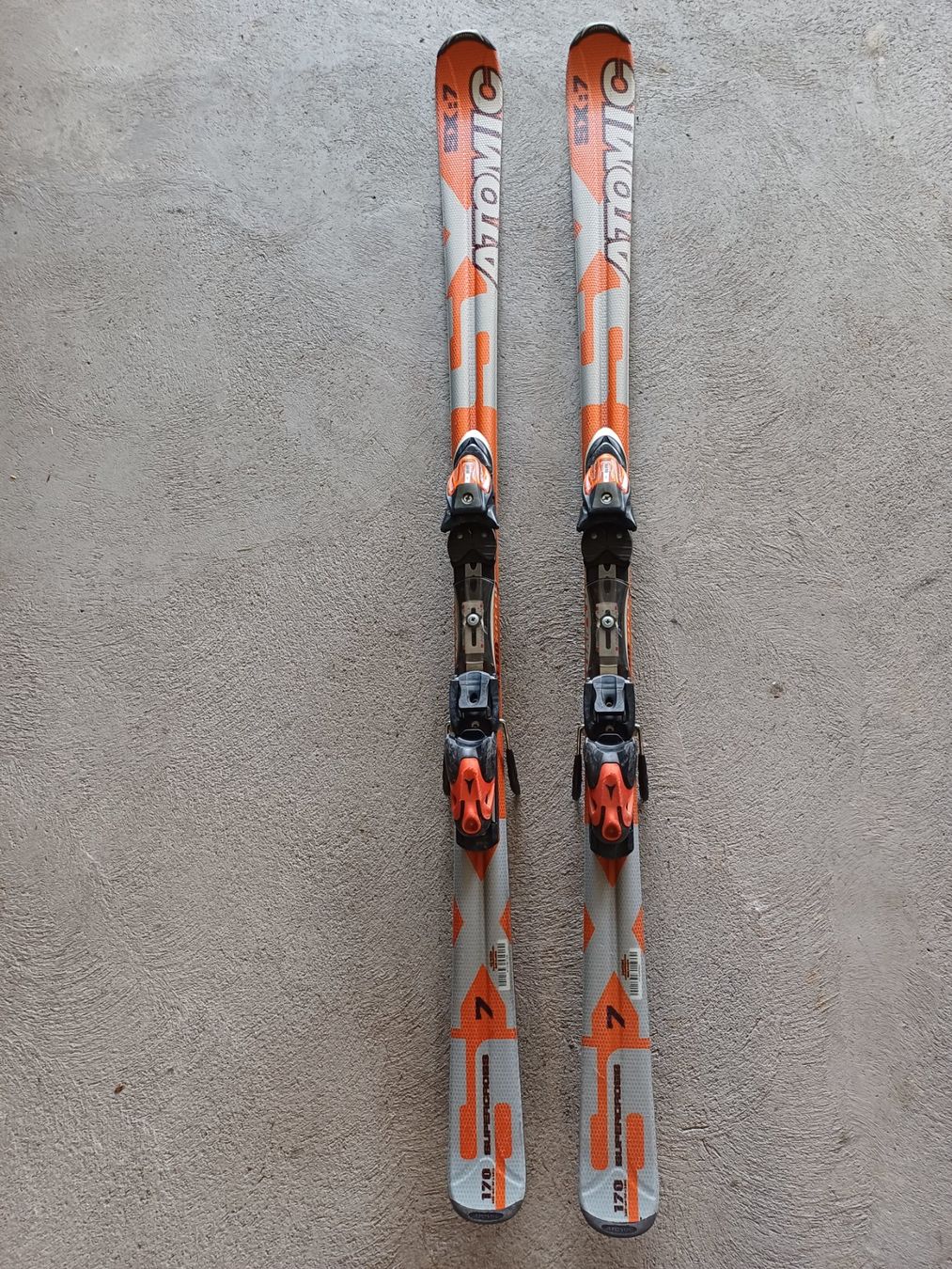 Atomic Sci: Atomic Alpin Ski 170 mit Atomic Bindung – Usato da Untervaz venduto da GMF23401