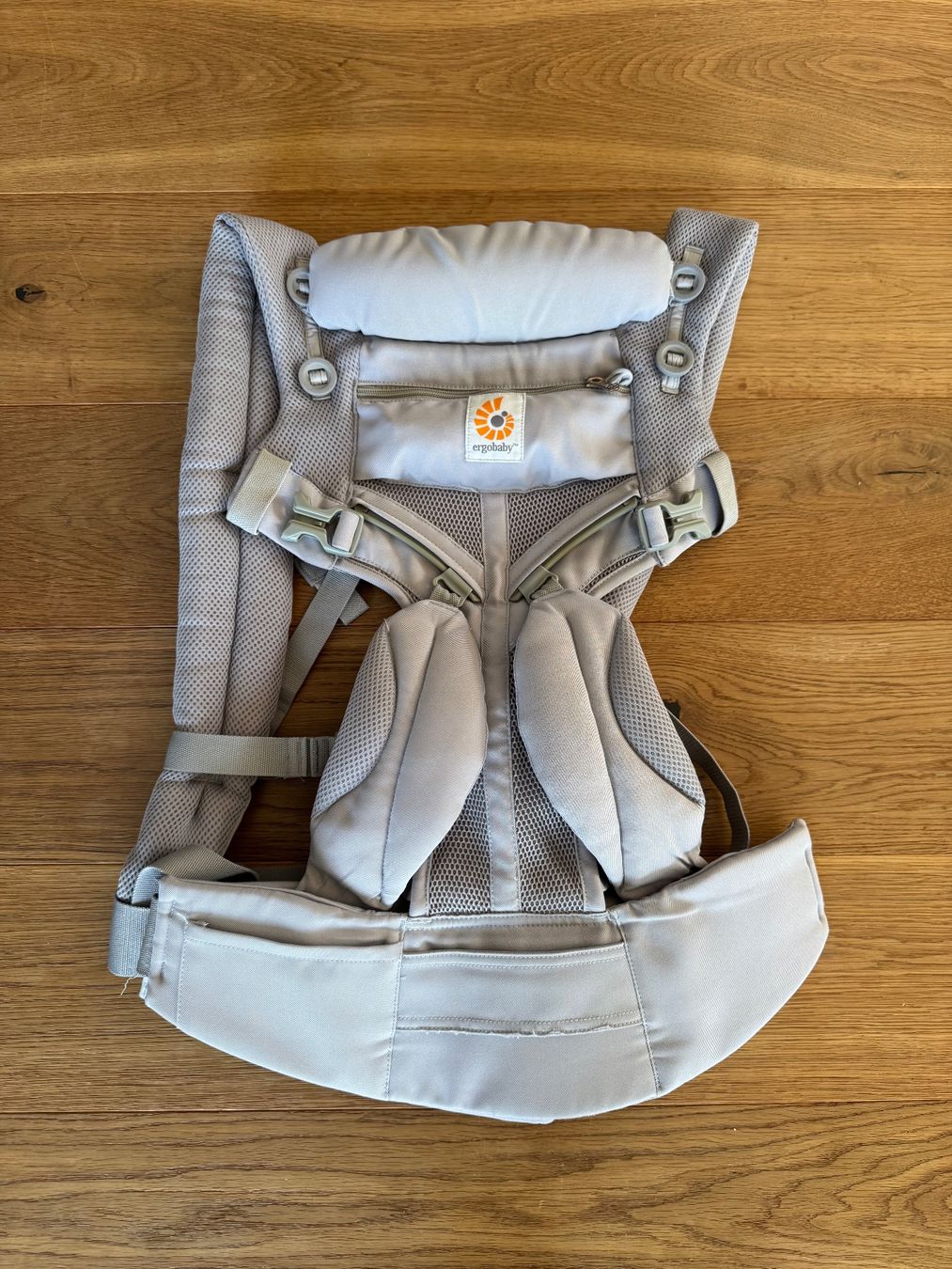 Ergobaby Marsupi portabebè: Ergobaby Trage grau – Usato da Zofingen venduto da StephanieH06