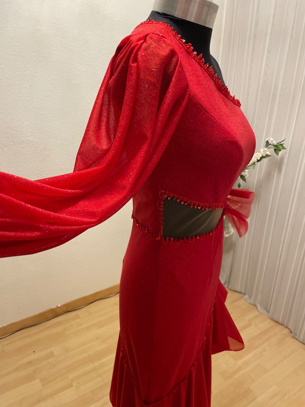 Robes: abendkleider – Neuf avec emballage d'origine à Oberglatt ZH par Azurra 6