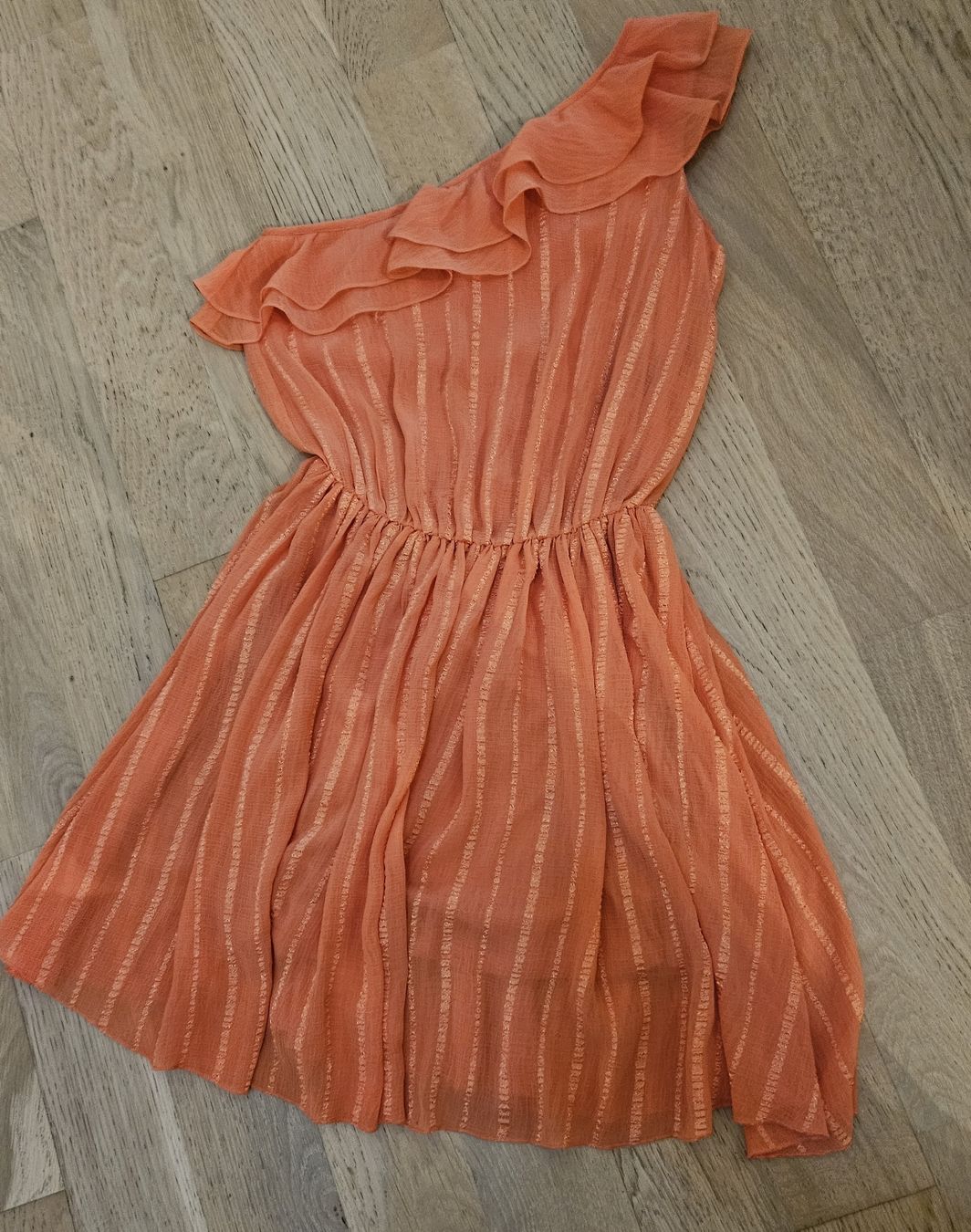 Guess Kleider: robe guess – Gebraucht aus Founex von Ana_2412