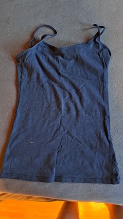 Dunkelblaues Top, Grösse m - perfekt für den Sommer!