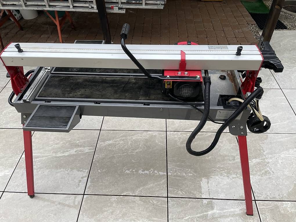 Alle Maschinen: Einhell Fliesenschneidmaschine 650mm – Gebraucht aus Oensingen von Chuet 1