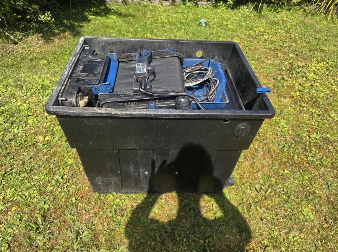 Oase Sonstiges: Oase Teichfilter – Gebraucht aus Hallwil von Haller_Watch 1