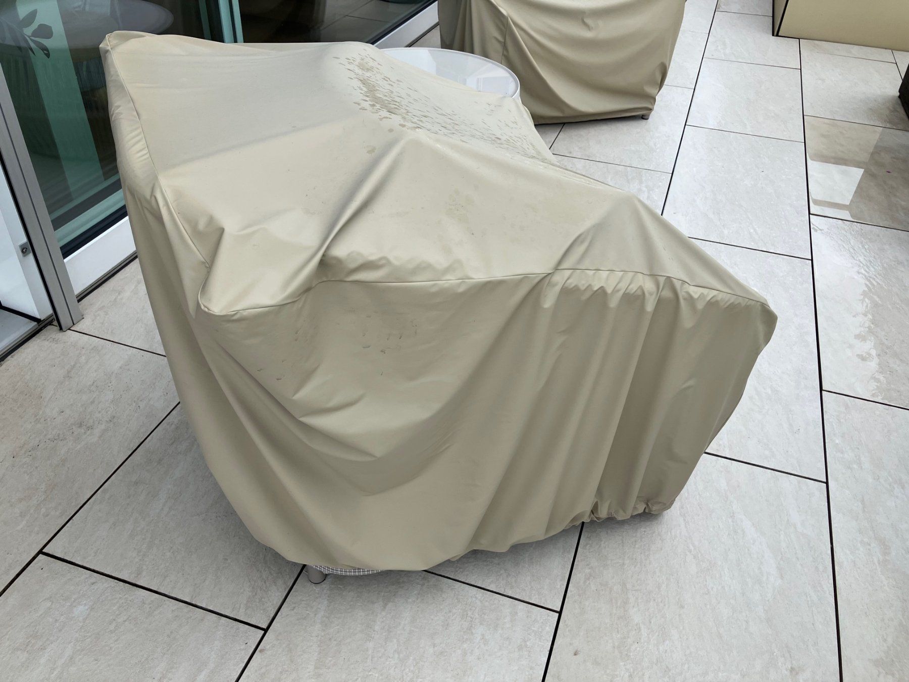 Coperture: 2 Stück Schutzhüllen für Sessel – Usato da Unterägeri venduto da Bettsofa123 1