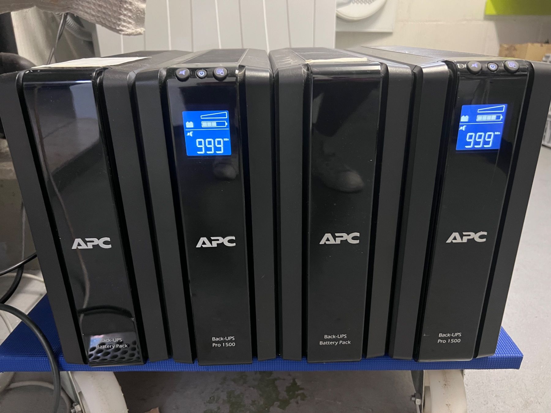 Apc Caricatori & Batterie: APC Back-UPS Pro 1500 VA, 865 W, Line-Interaktiv USV – Usato da Root venduto da Tech-Nick 4