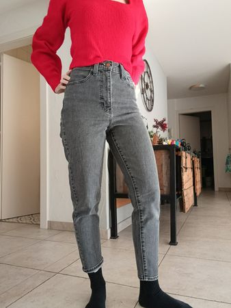 LEVIS HIGH WAISTED TAPER W25 L27 GRIS