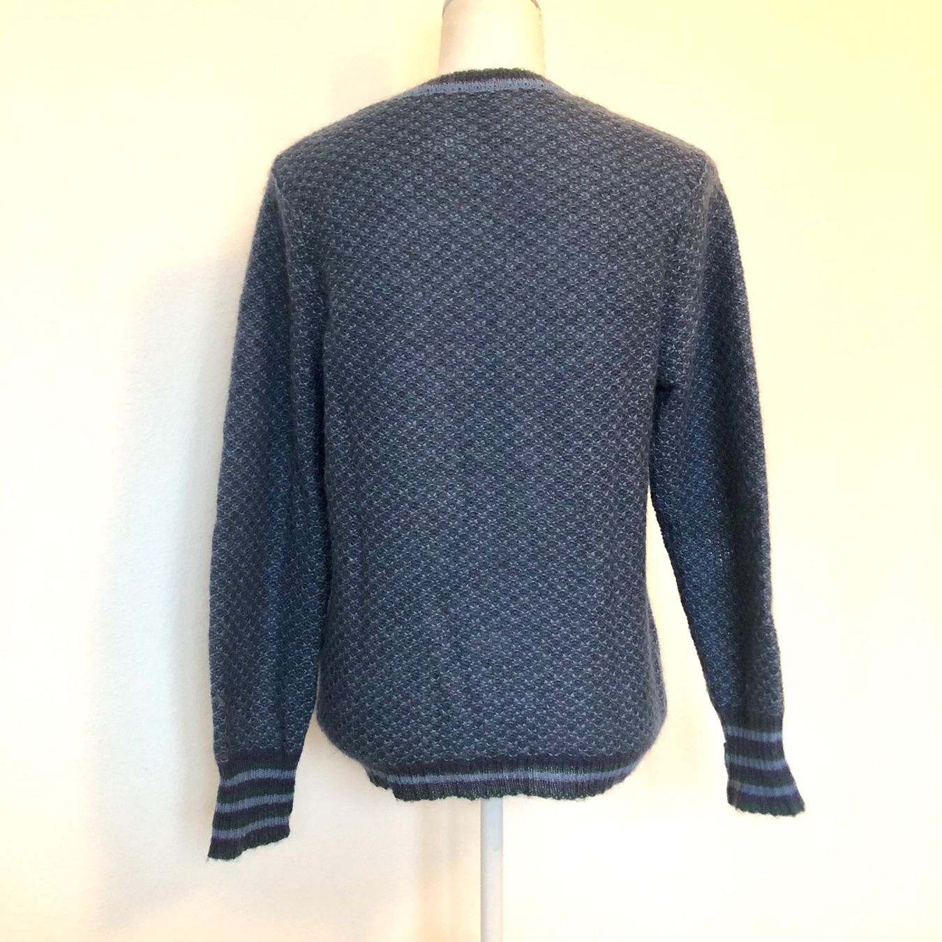 Maglioni & Felpe: Vintage Rodier Paris Strickpullover, passt für Grösse M – Usato da Brienz BE venduto da Kokolea84 2