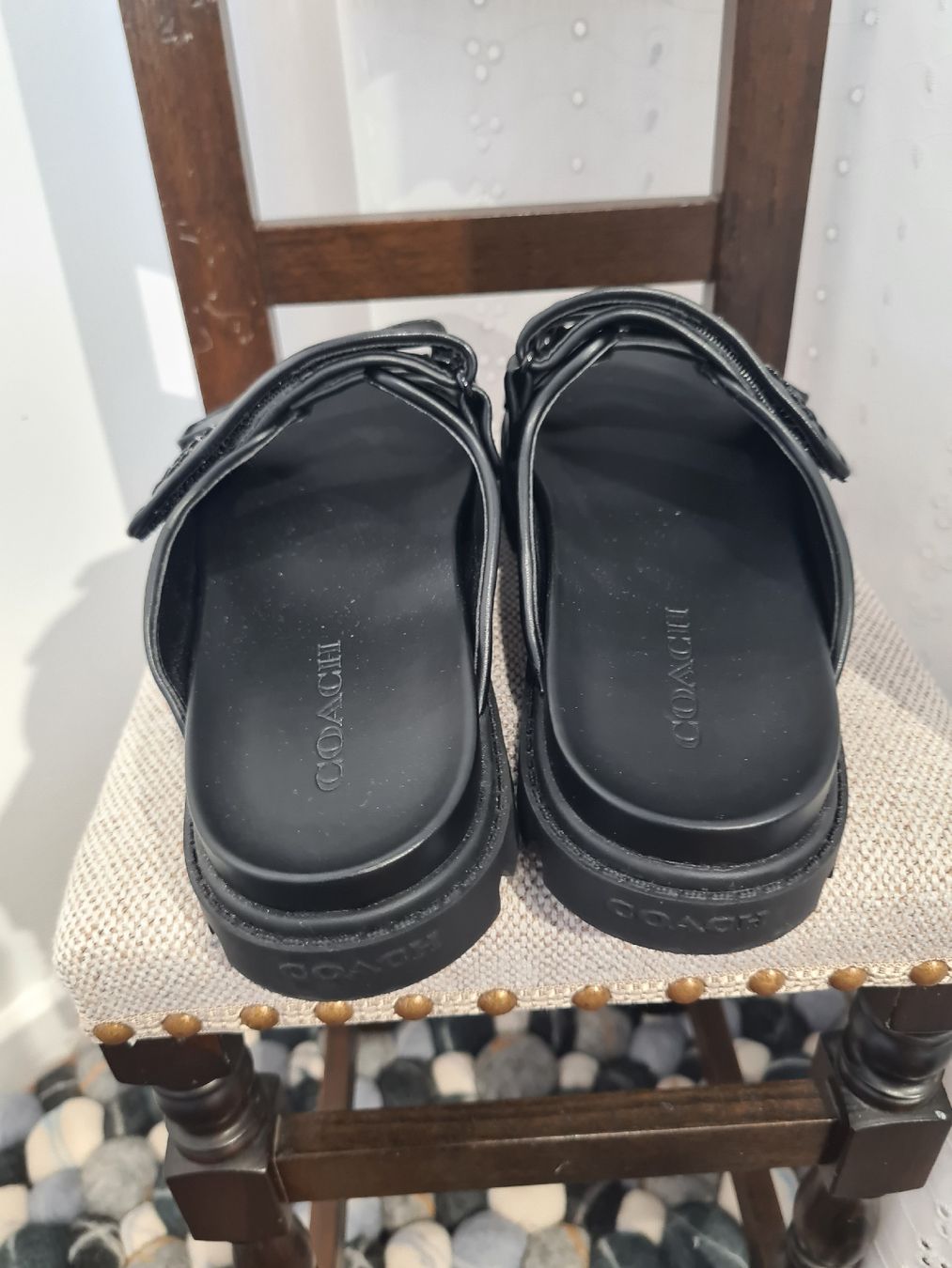 Coach Scarpe da donna: COACH Sandalen schwarz Groesse 8.5 neu – Nuovo (secondo la descrizione) da Adligenswil venduto da FriedasWelt 2
