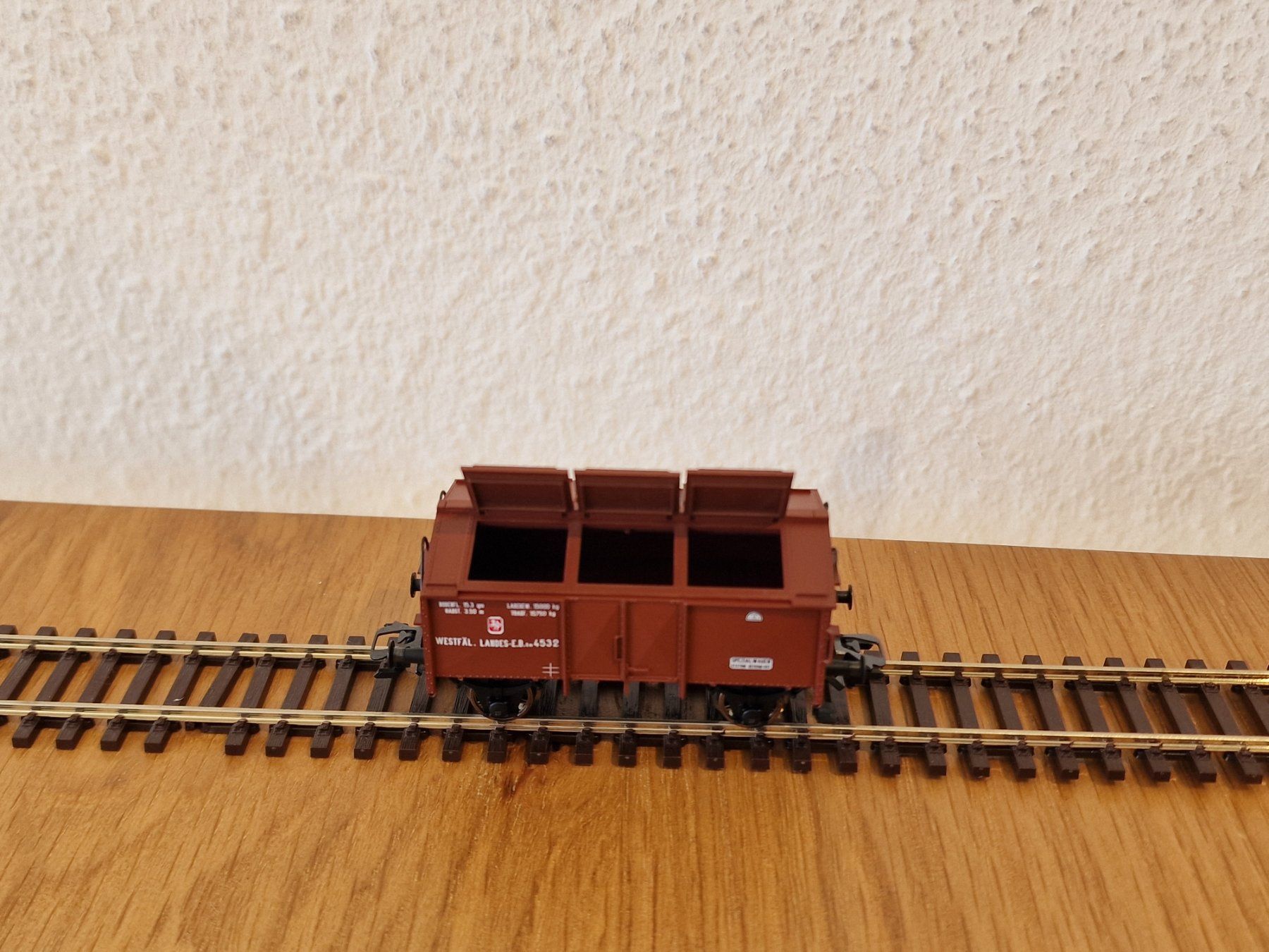 Trix Modellini di ferrovie: Klappdeckelwagen WLE H0 – Nuovo e nell'imballaggio originale da Matten b. Interlaken venduto da lor_hr9w 2