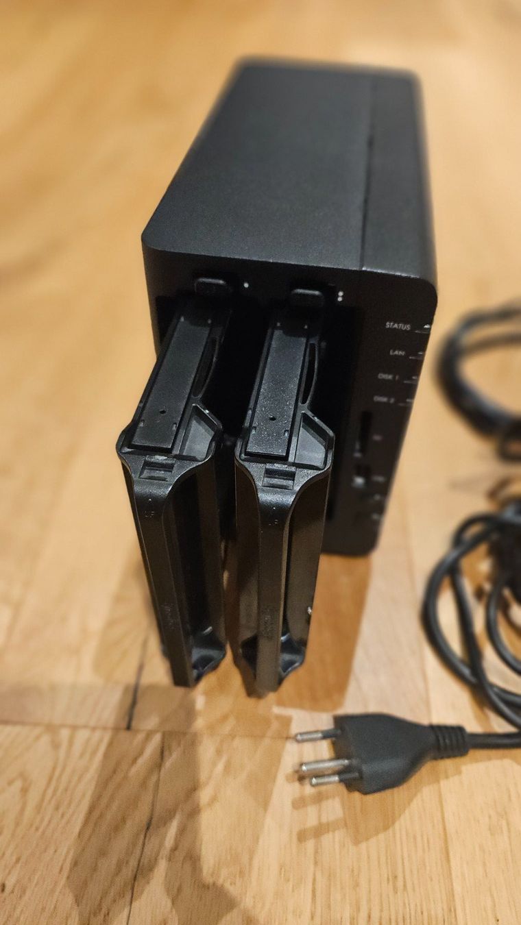 Synology Server: Synology DS 214 Play NAS Server - Gut erhalten – Usato da Oberrohrdorf venduto da Mex01 3